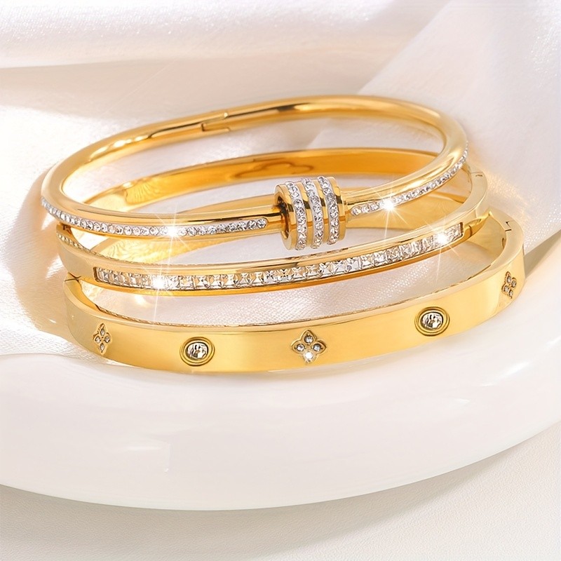 3-Piece Set of Exquisite and Stylish Stainless Steel Bracele 5