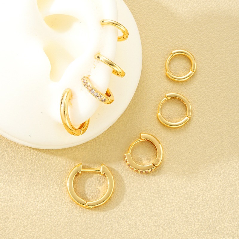 8pcs Fashion Crystal Circle Huggie Hoop Earrings 2